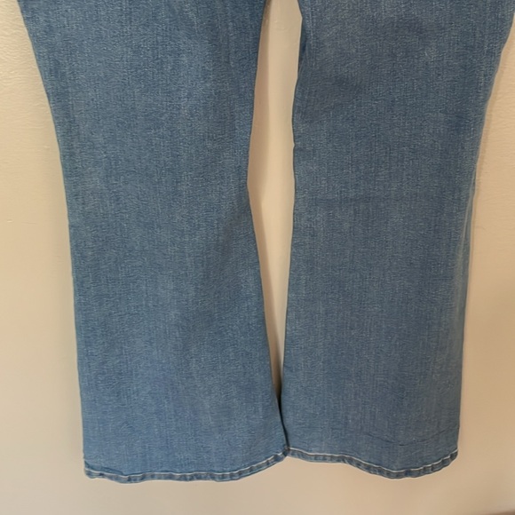 NWT Sonoma Flare Jeans. Size 18 - Picture 5 of 9
